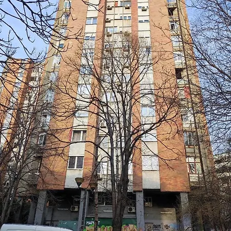 Pentlux - Penthouse In The Heart Of Skopje